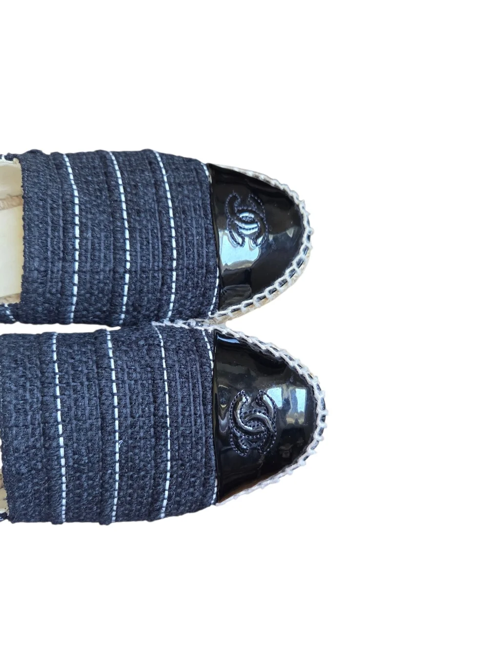 CHANEL standout version